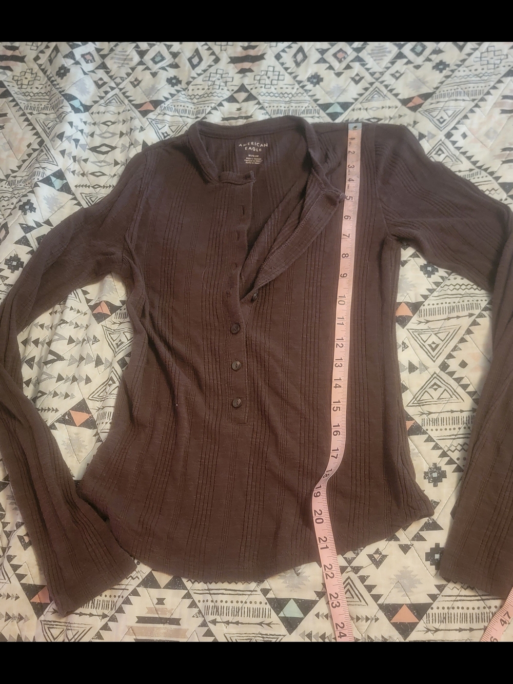American Eagle Outfitters Brown Ribbed Button-Front Long Sleeve Top